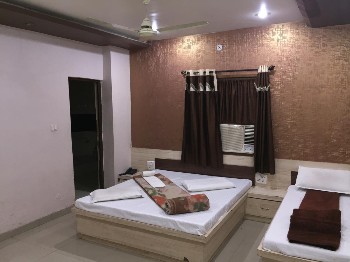 Hotel Pakeeza Ajmer Extérieur photo